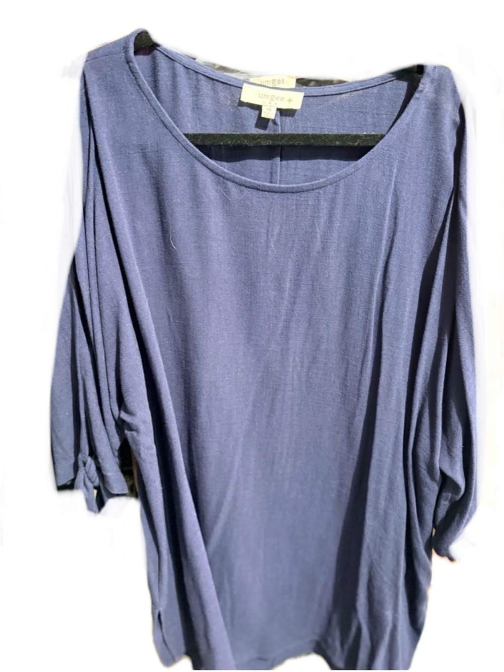 Umgee Navy Cold-Shoulder Tie-Sleeve Tunic